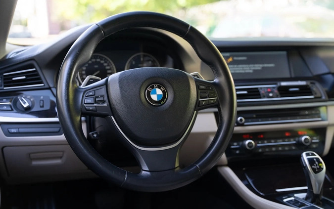 BMW Seria 5 cena 54900 przebieg: 251162, rok produkcji 2011 z Zbąszynek małe 211